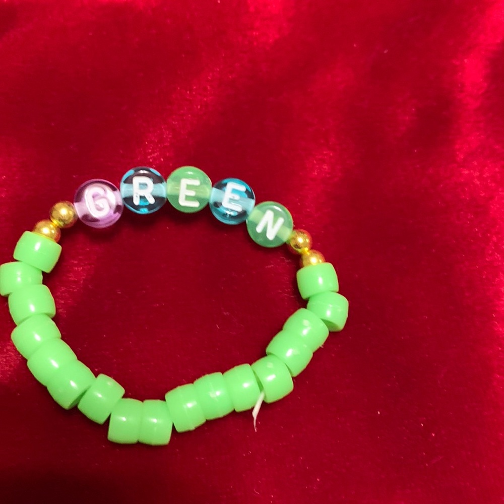 it is so fun and it is a green themed